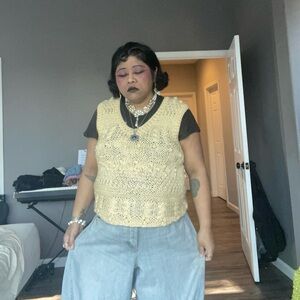 Meet your Posher, Factorygirl